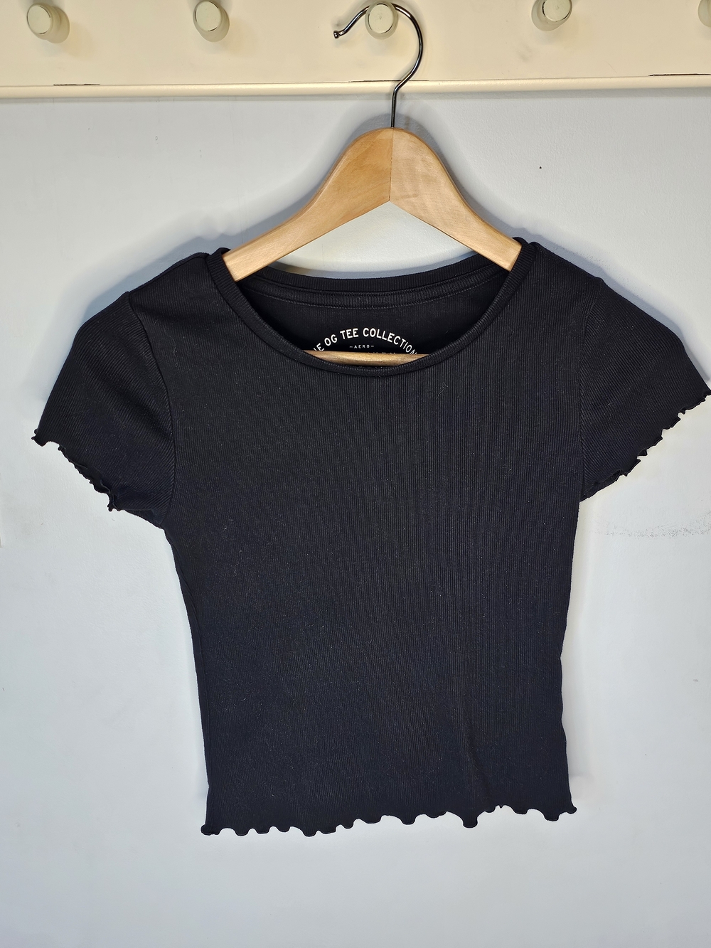 Aero The OG Tee Collection Shrunken Baby Tee Black Ribbed Crop Size S